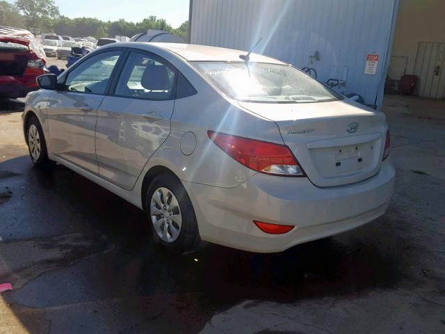 KMHCT4AE1GU109264 - 2016 HYUNDAI ACCENT SE WHITE photo 3