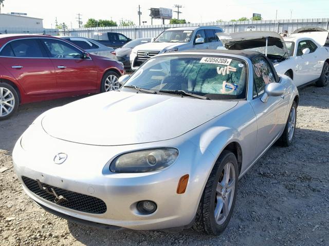 JM1NC25F570134454 - 2007 MAZDA MX-5 MIATA SILVER photo 2