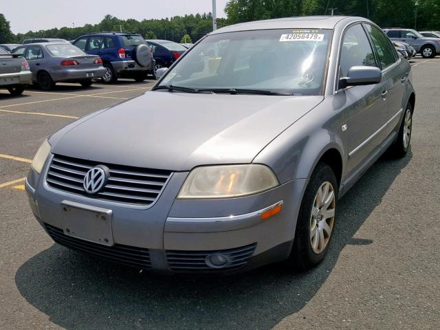 WVWPD63B12P247122 - 2002 VOLKSWAGEN PASSAT GLS GRAY photo 2