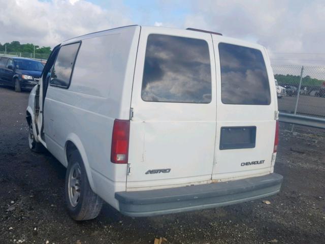 1GCDM19X43B118282 - 2003 CHEVROLET ASTRO WHITE photo 3