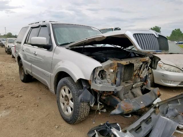 5LMFU28R93LJ00381 - 2003 LINCOLN NAVIGATOR SILVER photo 1