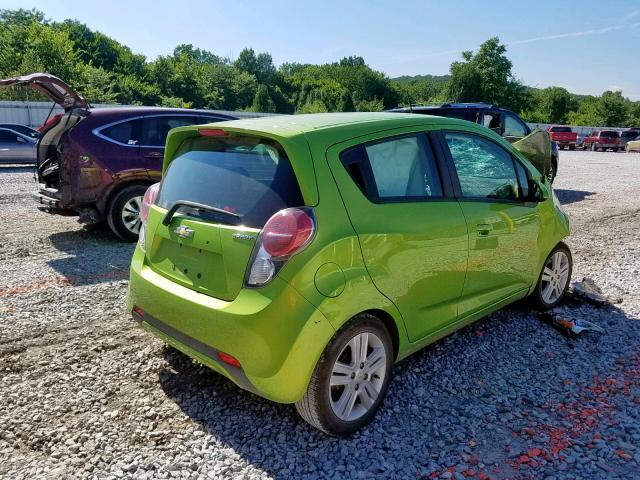 KL8CB6S96FC710638 - 2015 CHEVROLET SPARK LS GREEN photo 4