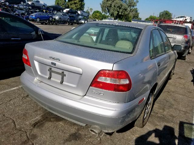 YV1VS27534F088388 - 2004 VOLVO S40 1.9T SILVER photo 4