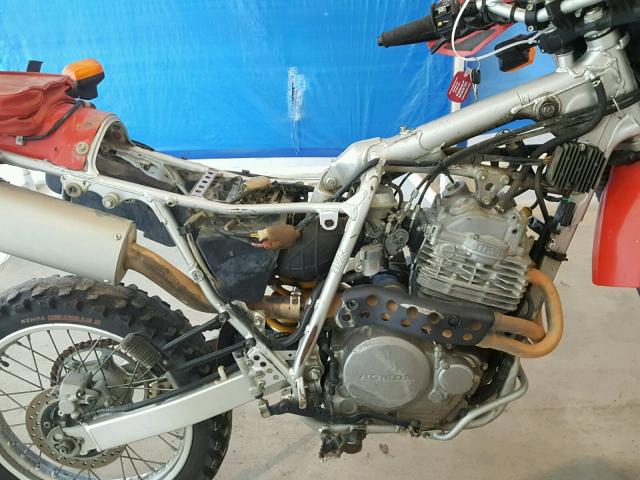 JH2RD06078K602405 - 2008 HONDA XR650 L RED photo 9