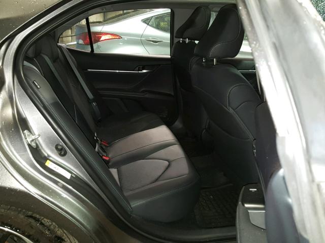4T1B61HK9JU511683 - 2018 TOYOTA CAMRY XSE GRAY photo 6