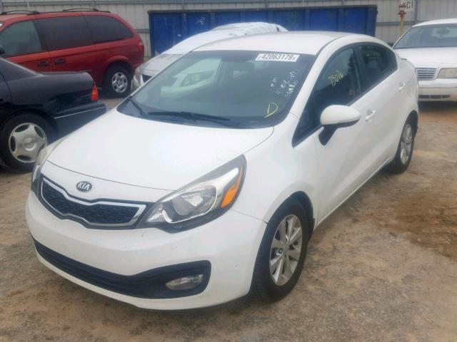 KNADN4A3XD6315889 - 2013 KIA RIO EX WHITE photo 2