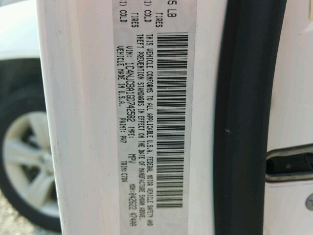 1C4NJCBA1GD742582 - 2016 JEEP COMPASS SP أبيض صورة 10