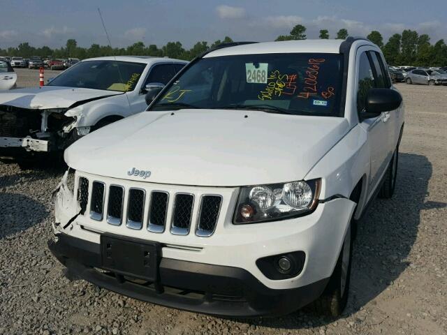 1C4NJCBA1GD742582 - 2016 JEEP COMPASS SP أبيض صورة 2
