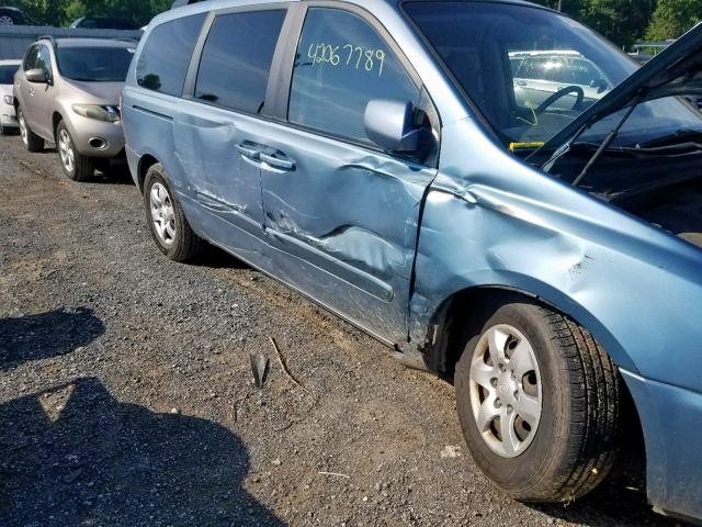 KNDMG4C34A6355293 - 2010 KIA SEDONA LX BLUE photo 9