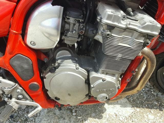 JS1GN77A8T2101863 - 1996 SUZUKI GSF600 S RED photo 7