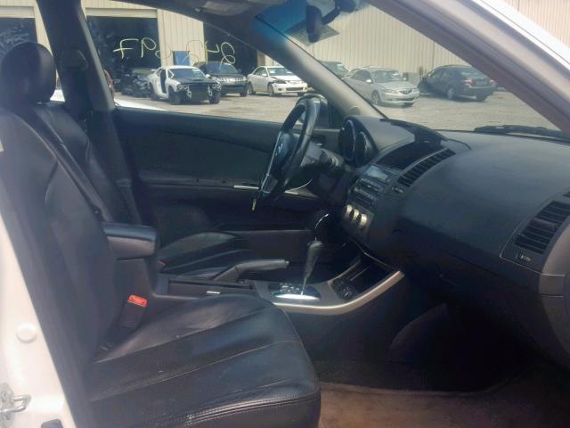 1N4BL11E35C111475 - 2005 NISSAN ALTIMA SE WHITE photo 5