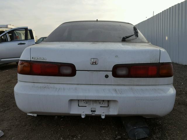 JH4DC2388TS004410 - 1996 ACURA INTEGRA GS WHITE photo 9