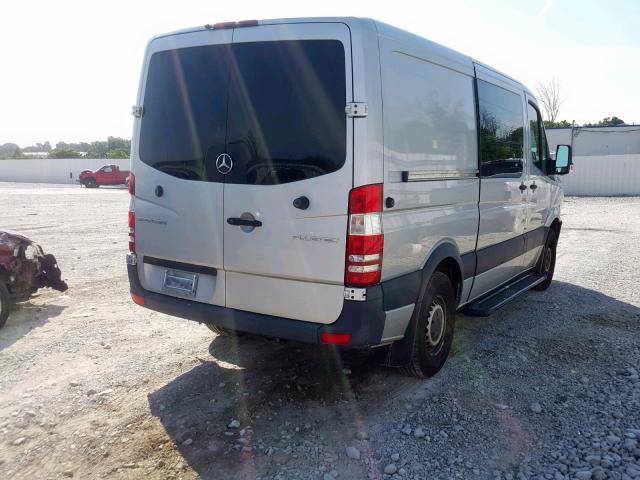 WD4PE7CD9E5938831 - 2014 MERCEDES-BENZ SPRINTER 2 GRAY photo 4