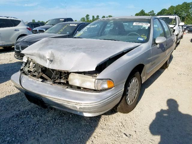 1G1BL53E7MW126887 - 1991 CHEVROLET CAPRICE SILVER photo 2