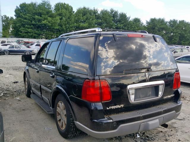 5LMFU28R34LJ29778 - 2004 LINCOLN NAVIGATOR შავი ფოტო 3