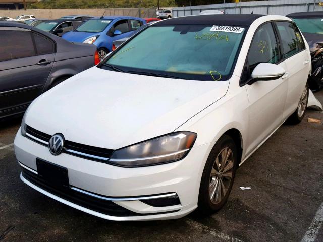 3VWG17AU9JM284956 - 2018 VOLKSWAGEN GOLF S WHITE photo 2