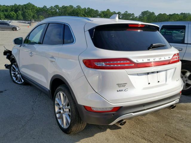 5LMCJ3C91HUL27672 - 2017 LINCOLN MKC RESERV WHITE photo 3