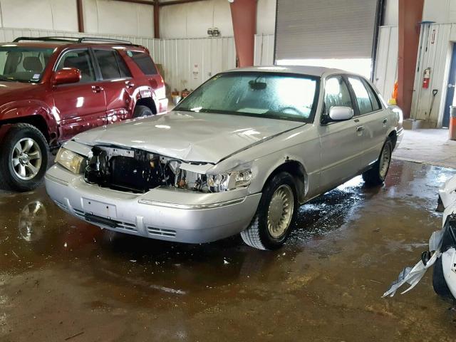 2MEFM75W8XX645154 - 1999 MERCURY GRAND MARQ SILVER photo 2