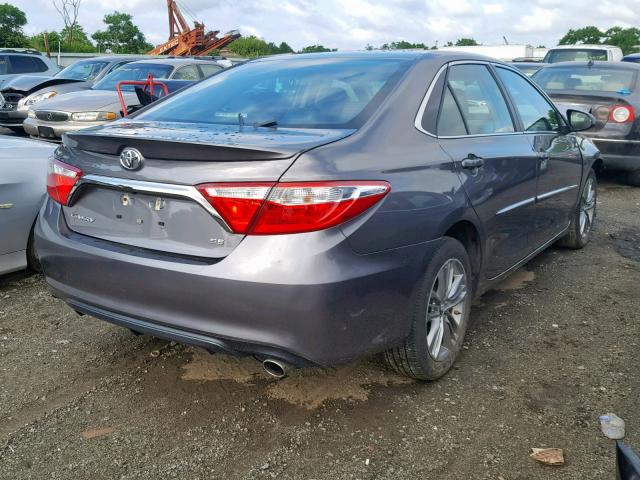 4T1BF1FK2HU665147 - 2017 TOYOTA CAMRY LE GRAY photo 4