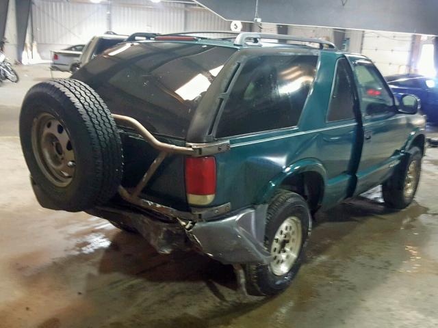 1GNCT18W7VK148667 - 1997 CHEVROLET BLAZER GREEN photo 4