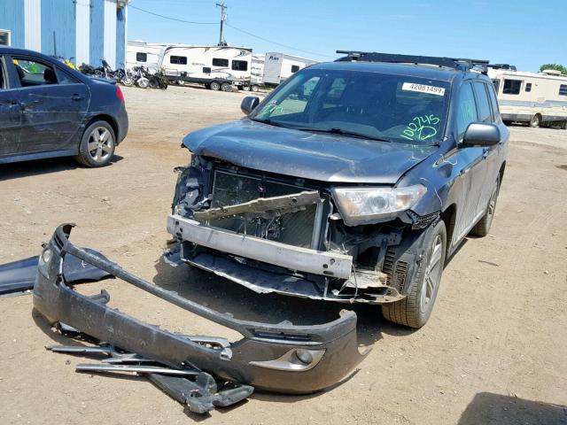 5TDDK3EH4CS100745 - 2012 TOYOTA HIGHLANDER GRAY photo 2