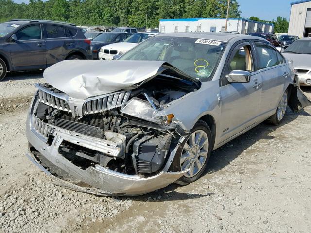 3LNDL2L36BR763004 - 2011 LINCOLN MKZ HYBRID SILVER photo 2