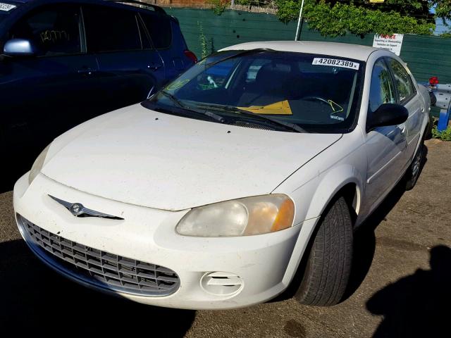 1C3EL46XX2N207711 - 2002 CHRYSLER SEBRING LX WHITE photo 2