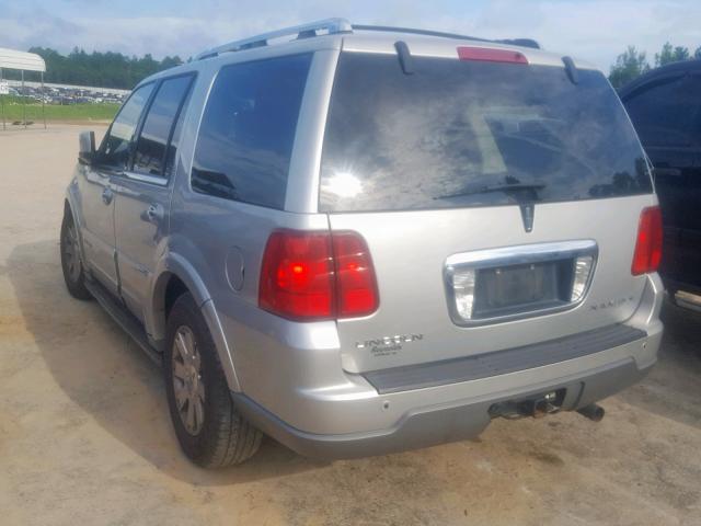 5LMFU27R44LJ38183 - 2004 LINCOLN NAVIGATOR ვერცხლისფერი ფოტო 3