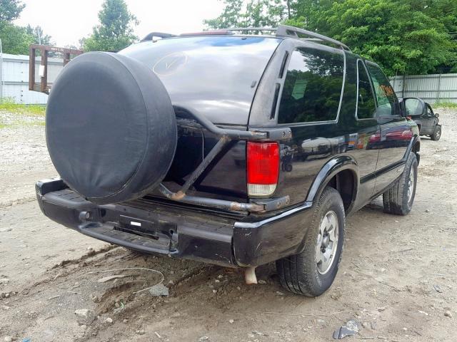 1GNCT18W22K167641 - 2002 CHEVROLET BLAZER BLACK photo 4