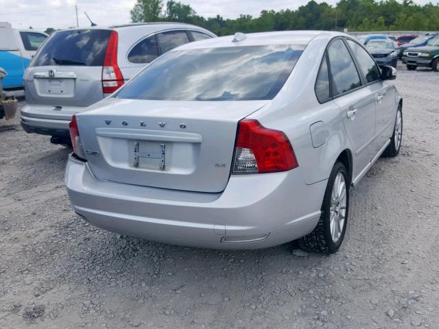 YV1382MS5A2489749 - 2010 VOLVO S40 2.4I SILVER photo 4