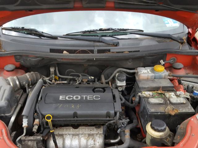 KL1TD66E99B322345 - 2009 CHEVROLET AVEO LS RED photo 7