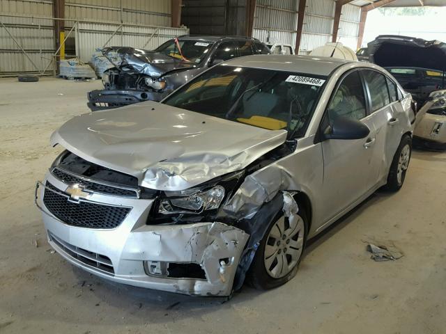 1G1PC5SH5C7400565 - 2012 CHEVROLET CRUZE LS SILVER photo 2