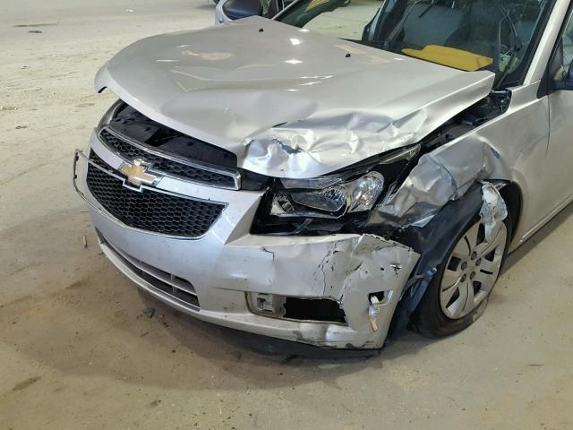 1G1PC5SH5C7400565 - 2012 CHEVROLET CRUZE LS SILVER photo 9