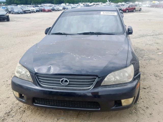 JTHBD182010032424 - 2001 LEXUS IS 300 BLACK photo 7