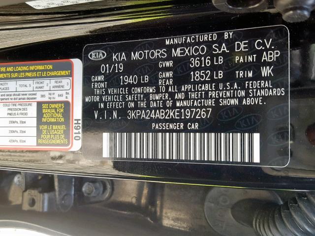 3KPA24AB2KE197267 - 2019 KIA RIO S BLACK photo 10