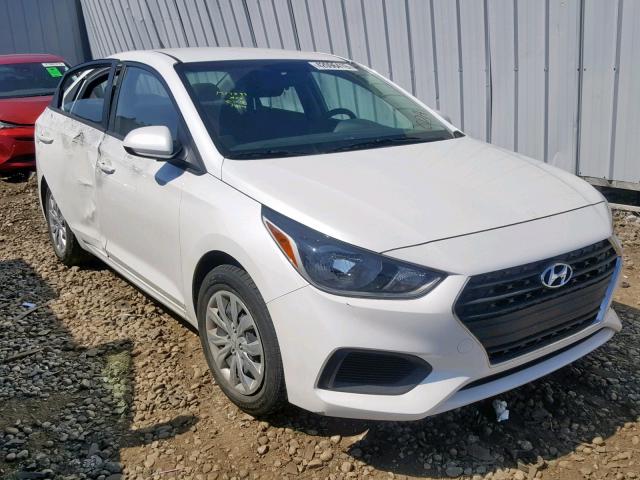 3KPC24A3XJE023284 - 2018 HYUNDAI ACCENT SE WHITE photo 1