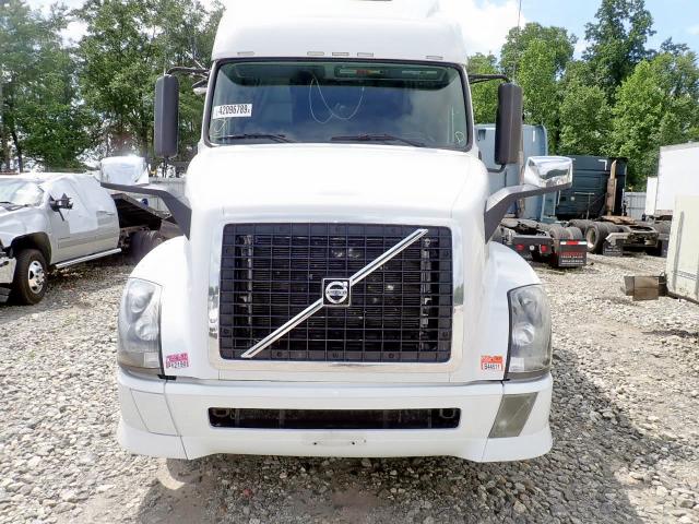 4V4NC9EJ5CN540829 - 2012 VOLVO VN VNL WHITE photo 7