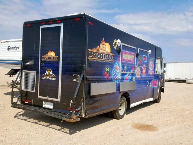 5B4KPD27093437245 - 2009 WORKHORSE CUSTOM CHASSIS COMMERCIAL BLUE photo 4