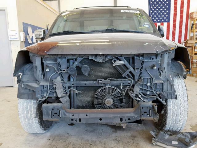 5N1AA08AX4N704693 - 2004 NISSAN ARMADA SE GRAY photo 9