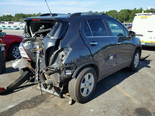 KL7CJLSBXHB229387 - 2017 CHEVROLET TRAX 1LT GRAY photo 4