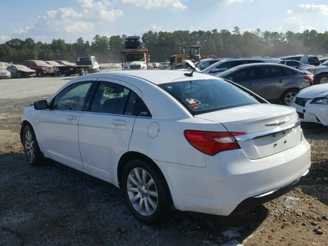 1C3CCBBBXDN615120 - 2013 CHRYSLER 200 TOURIN WHITE photo 3