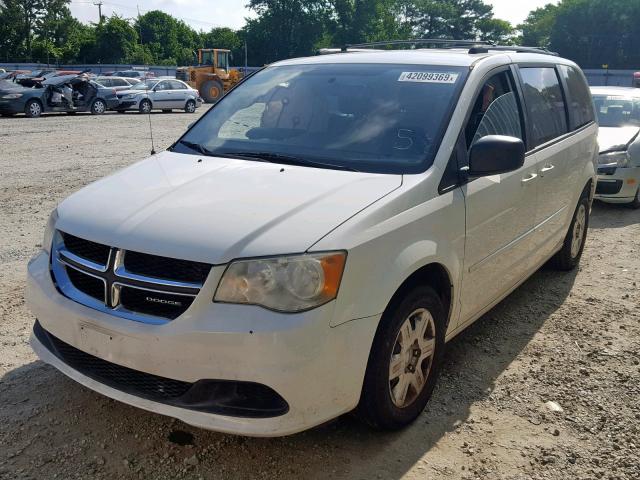 2D4RN4DG8BR722657 - 2011 DODGE GRAND CARA WHITE photo 2