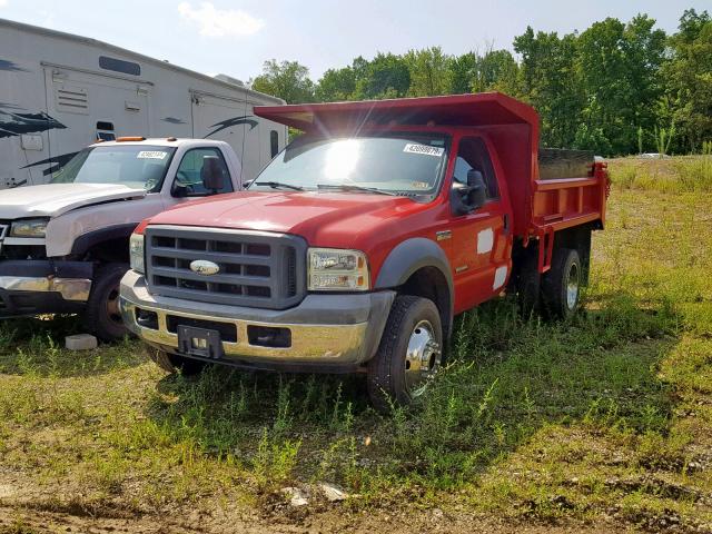 1FDAF57P95EC70286 - 2005 FORD F550 SUPER RED photo 2