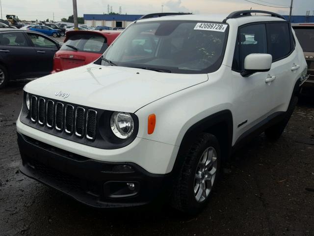 ZACCJABB7HPE57019 - 2017 JEEP RENEGADE L WHITE photo 2