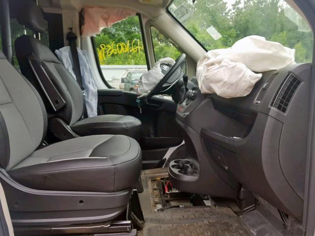 3C6TRVPG7HE503697 - 2017 RAM PROMASTER WHITE photo 5