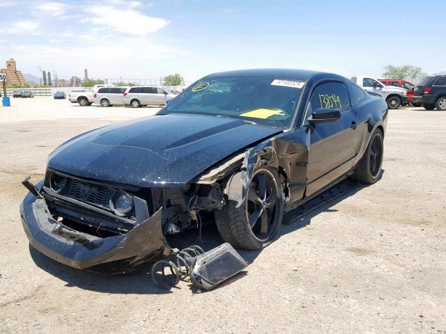 1ZVBP8CH9A5143731 - 2010 FORD MUSTANG GT BLACK photo 2