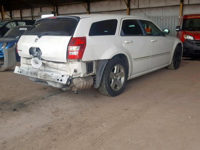 2D4FV47T67H643416 - 2007 DODGE MAGNUM SE WHITE photo 4