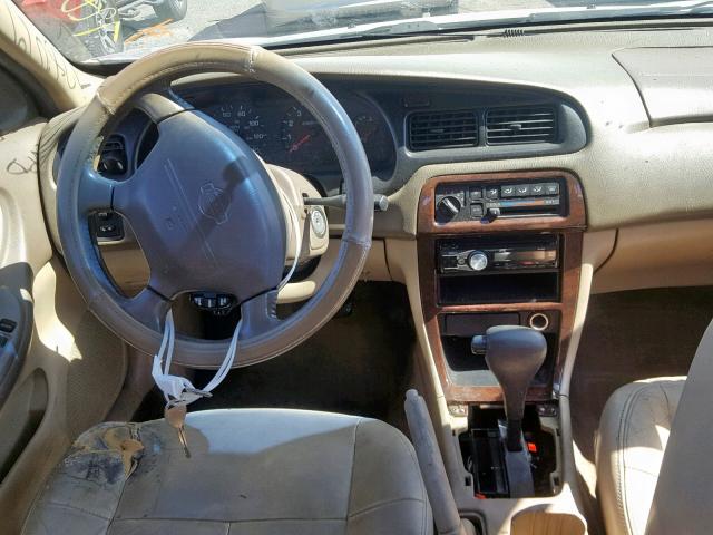 1N4DL01A91C213485 - 2001 NISSAN ALTIMA GXE GOLD photo 9