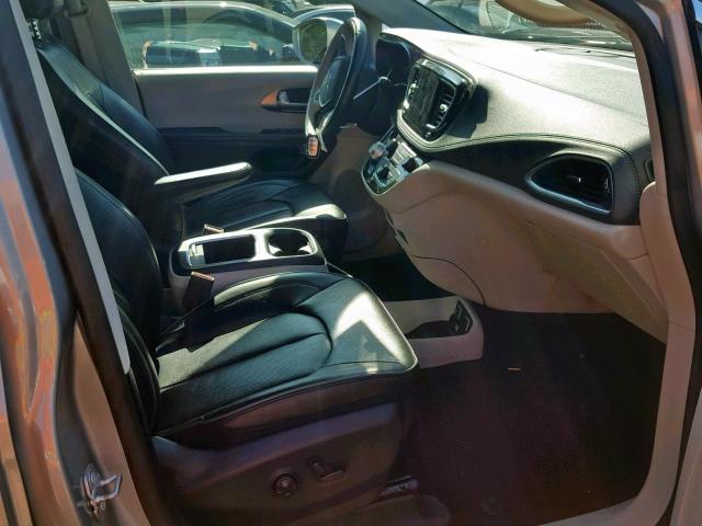 2C4RC1GG2JR170875 - 2018 CHRYSLER PACIFICA L SILVER photo 5