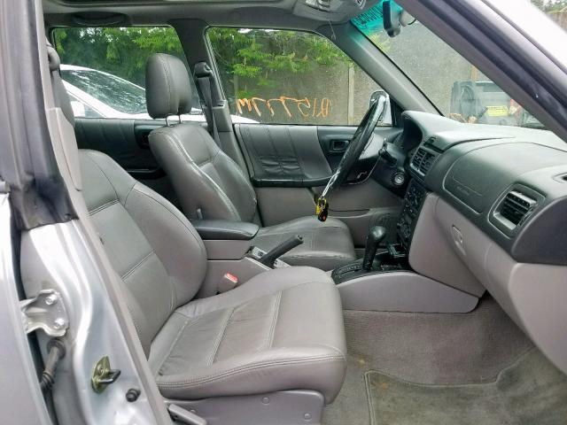 JF1SF65662H751492 - 2002 SUBARU FORESTER S SILVER photo 5